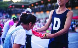 蒙眼吃西瓜技巧