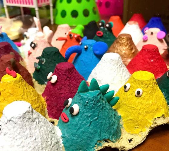 鸡蛋盘创意手工图片有哪些新奇玩法？-图2