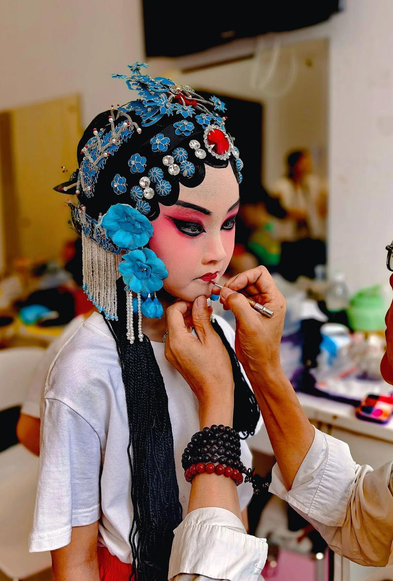 青衣发声技巧有哪些核心要点？-图1