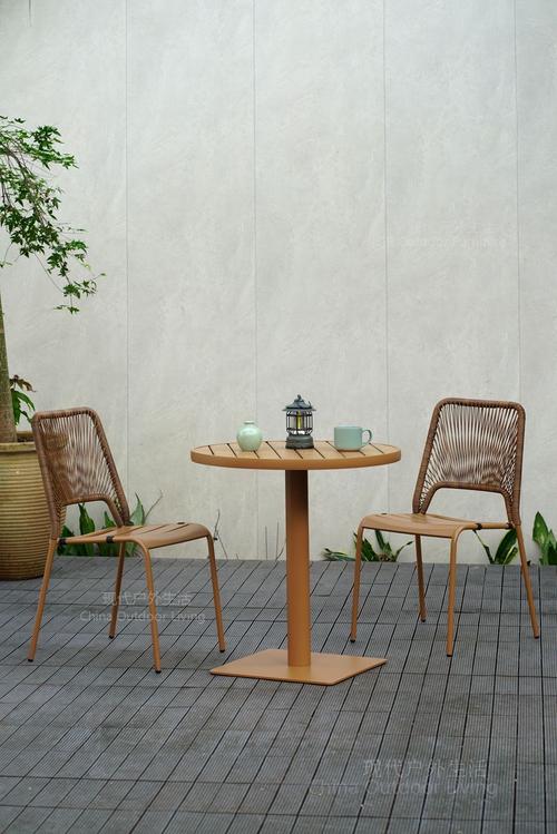 创意原木桌椅-图2