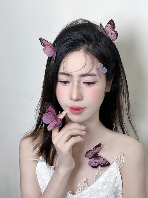 以蝴蝶为主题的创意妆-图1