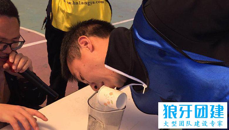 纸杯衔水技巧，纸杯衔水技巧视频-图2