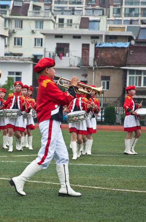 鼓号队训练技巧有哪些?视频如何学?-图1 鼓号队训练技巧有哪些?视频如何学?-图1