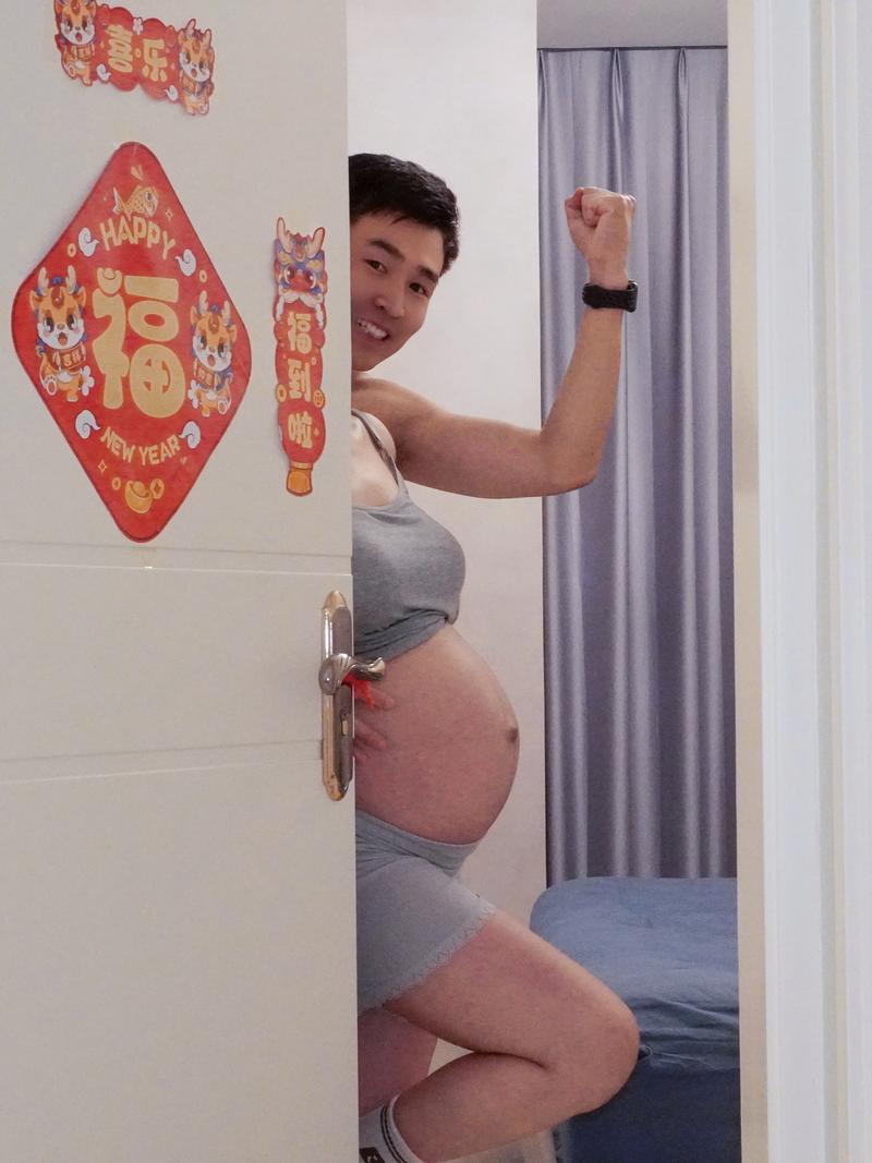 孕照创意如何突破常规，让孕期影像成为独特的人生记忆符号？-图2