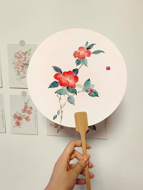 山茶花创意画,如何画出独特韵味?-图2 山茶花创意画,如何画出独特韵味?-图2