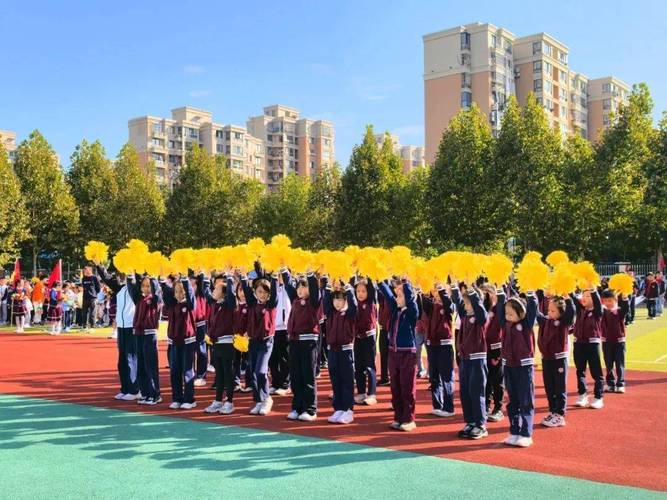 运动照如何兼顾动感与创意?-图3 运动照如何兼顾动感与创意?-图3