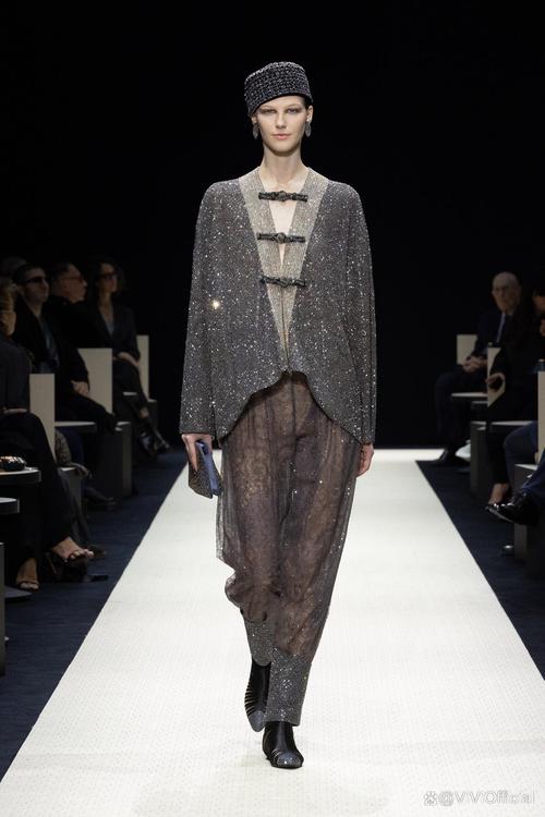 T台创意造型如何突破视觉边界？-图1