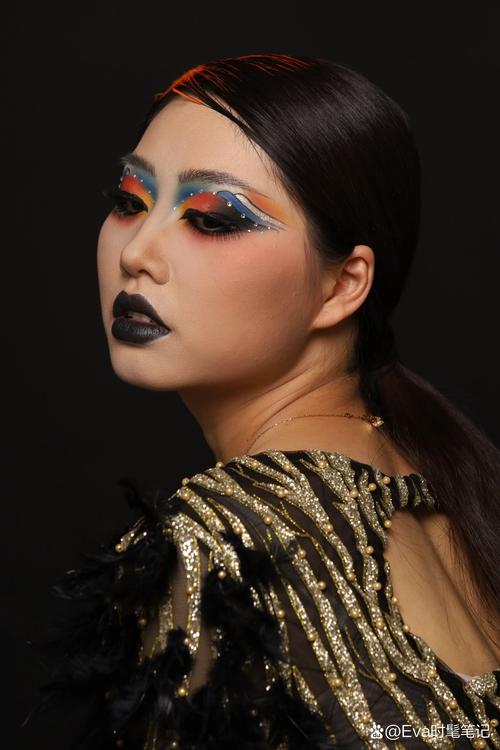 T台创意造型如何突破视觉边界？-图2