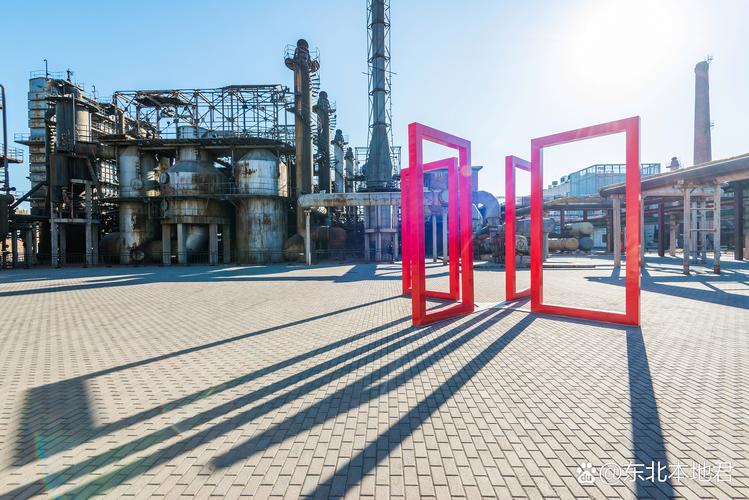 798创意广场,艺术与商业如何共融共生?-图3 798创意广场,艺术与商业如何共融共生?-图3