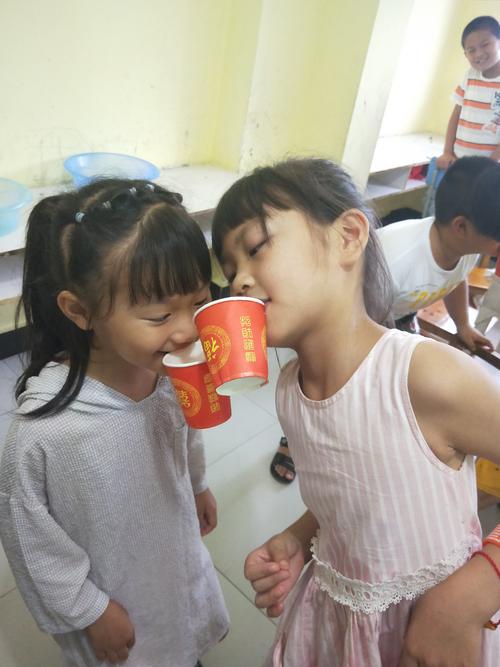 衔纸杯传水 技巧-图2