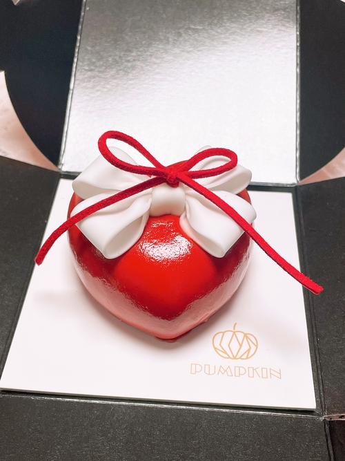 心形蛋糕怎么创意做出花样?-图3 心形蛋糕怎么创意做出花样?-图3