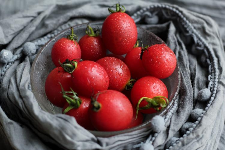 小番茄创意照-图3