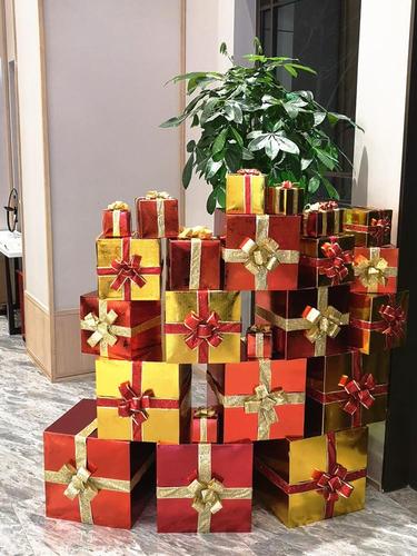 箱子摆放创意造型图片-图2