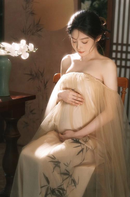 创意孕妇照-图1