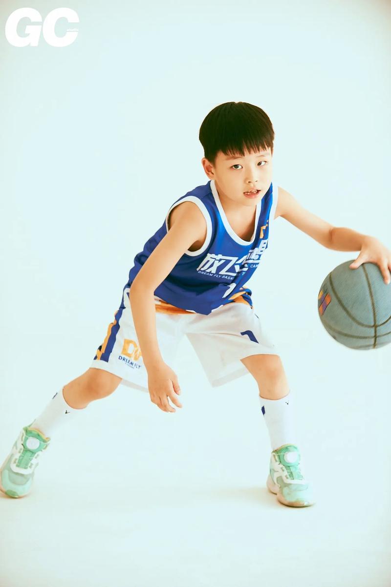 幼儿园篮球创意照怎么拍更有趣?-图2 幼儿园篮球创意照怎么拍更有趣?-图2