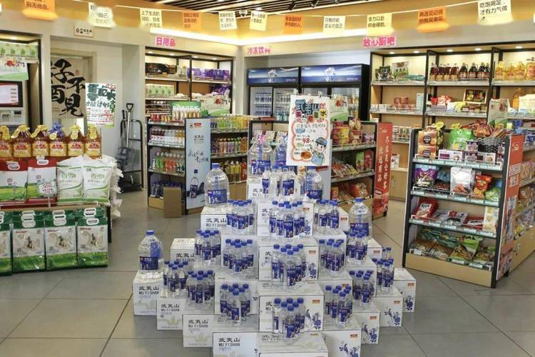 加油站红牛创意堆头-图2