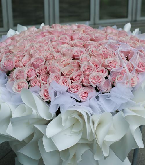 创意时尚玫瑰，创意时尚玫瑰花图片-图1