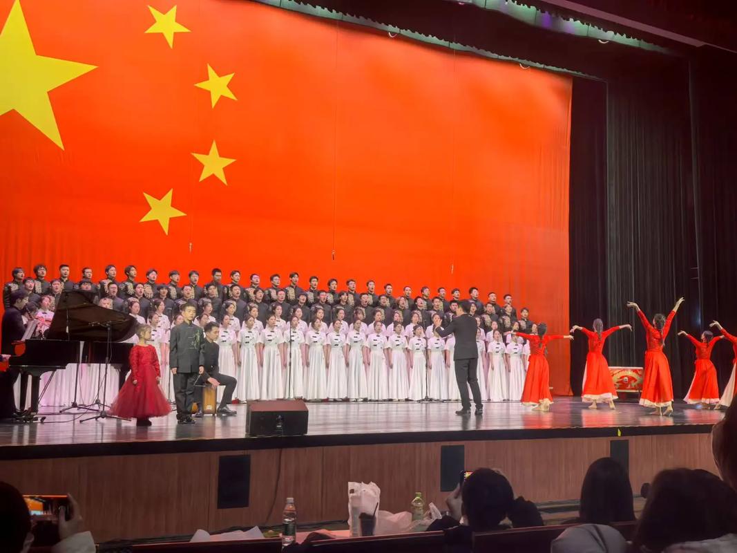 歌唱祖国大合唱创意-图2 歌唱祖国大合唱创意-图2