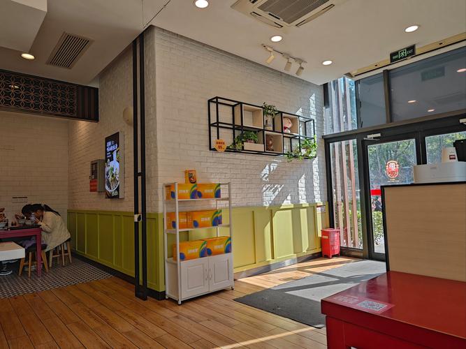 创意快餐店装修效果图怎么选？-图1