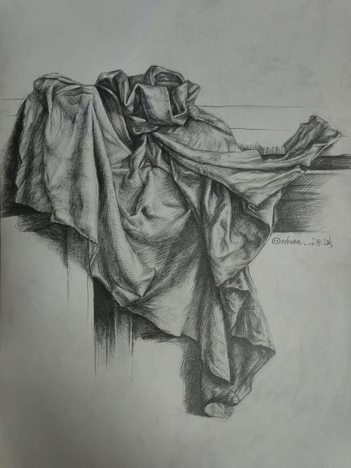 布料创意素描如何实现？图片灵感从何而来？-图1