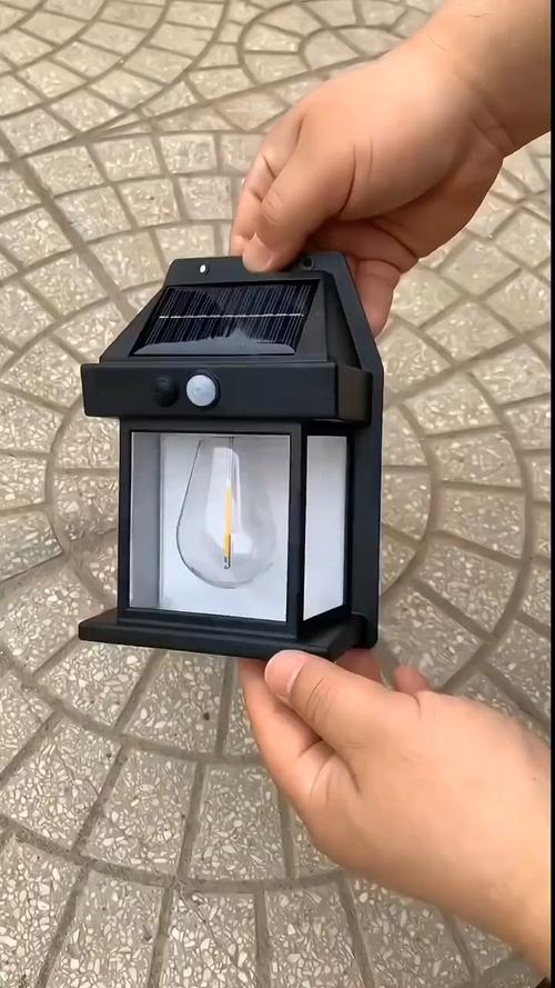 创意太阳能灯，如何点亮智慧生活？-图2