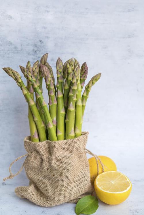 芦笋有哪些创意吃法？-图2