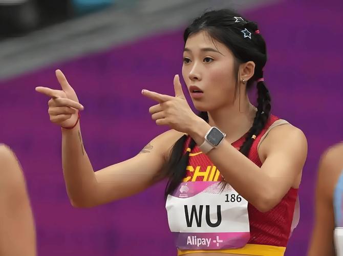 100米跨栏技巧有哪些关键要点？-图1