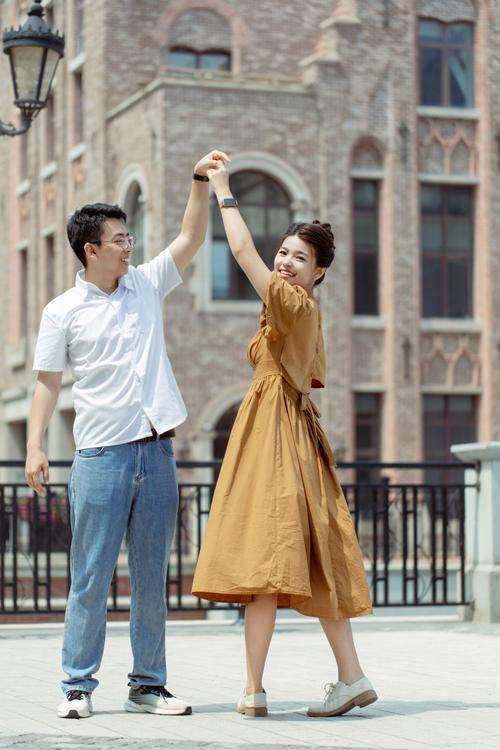 情侣创意旅拍-图1