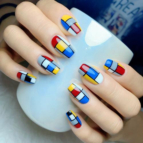 创意甲油，如何玩转指尖新花样？-图1