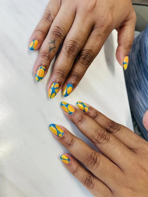 创意甲油，如何玩转指尖新花样？-图2